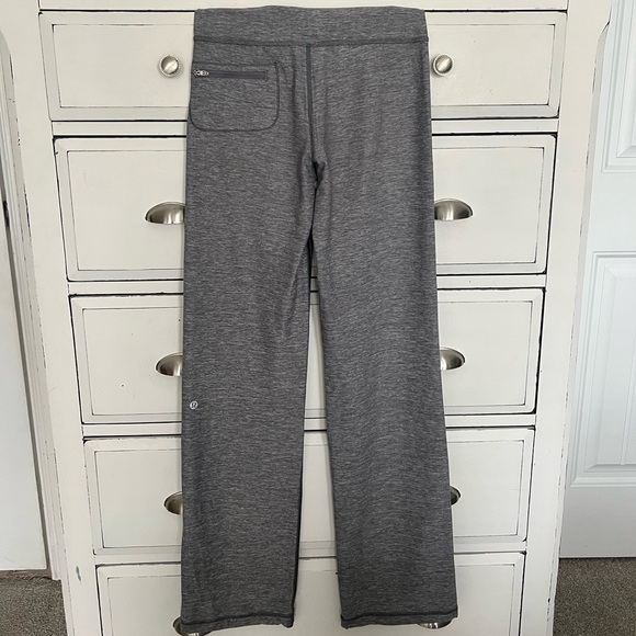 Lululemon - Picture 2 of 3